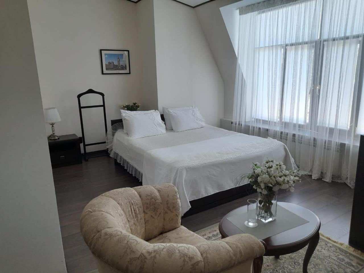 Hotel Krez Kyzylorda Extérieur photo